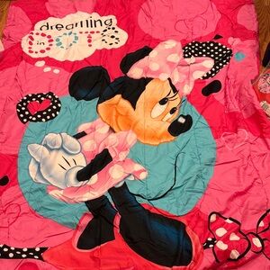 Disney Minnie Mouse Pink and Black Comforter